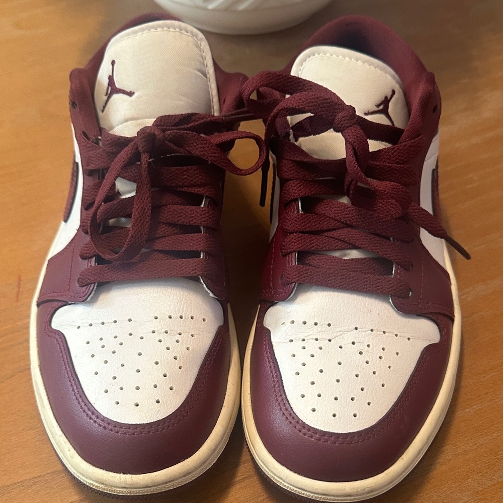 Nike /Jordan Burgundy and Cream Low-Top Sneakers - Picture 2 of 3